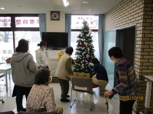 クリスマスツリー設置しました！