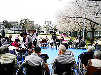 4月